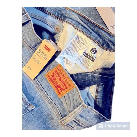 Levi's Sculpt Desert Dreamin Bootcut Jeans NWT - Picture 8 of 9